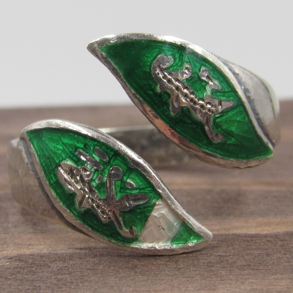 Jewelry - Size 8 Sterling Silver Odd Symbols Band Ring
